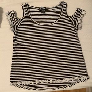 Hot Topic Striped Cold Shoulder Shirt